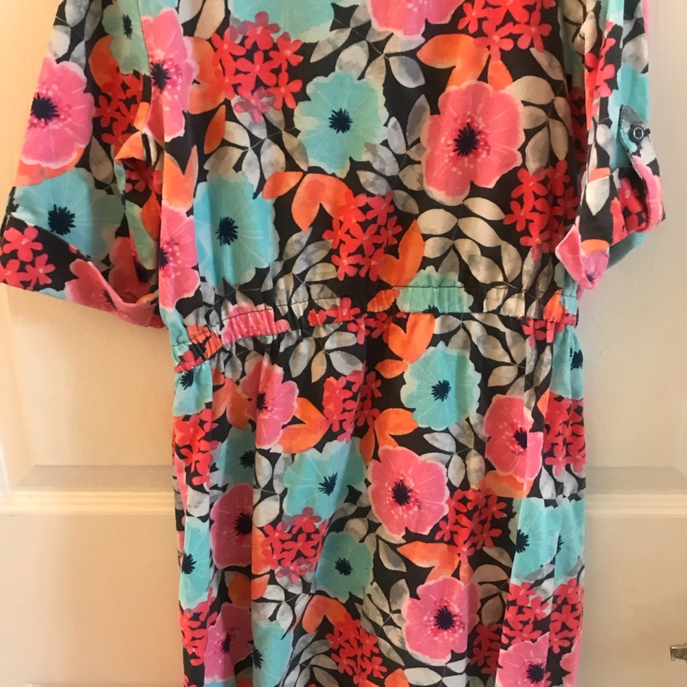 Girl’s Floral Print Dress with Vibrant Colors size 10 Preowned